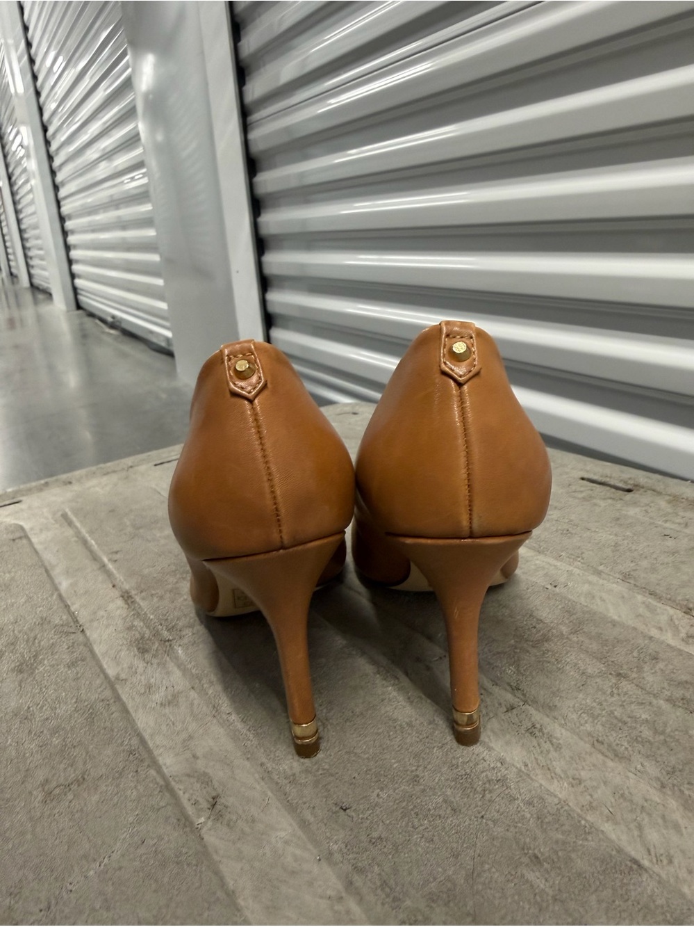 ALDO Tan Pointed Toe Pumps - Picture 3 of 6
